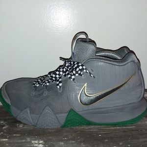 Nike Kyrie 4